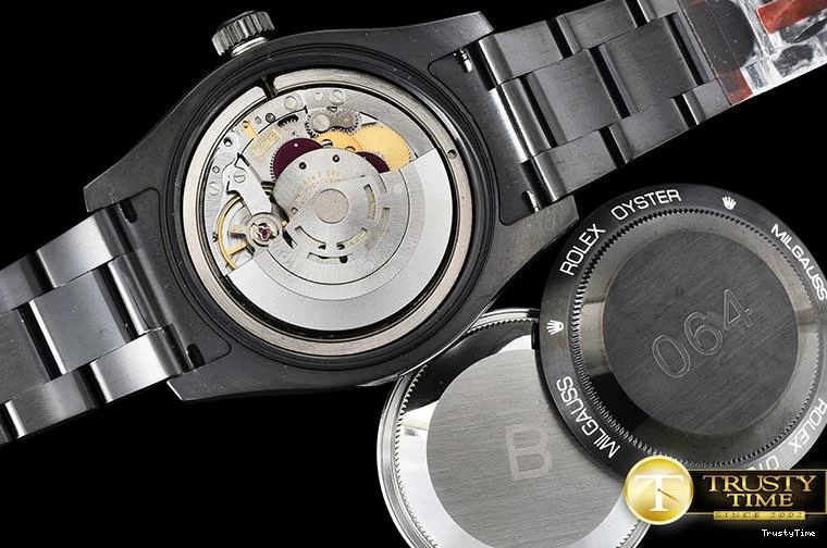 0906 ROLMIL023 – Milgauss Bold 995